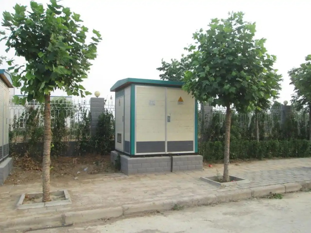 盘县1000KVA欧式箱式变压器